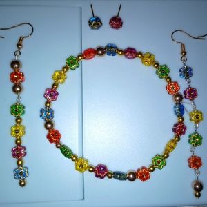 Handmade colorful acrylic flower stretch bracelet with 3 matching earring styles